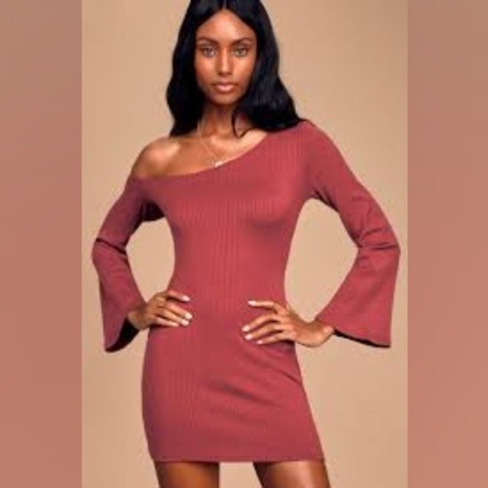 Lulu's Day by Day Asymmetrical Off-the-Shoulder Mini Dress Size Medium NWT